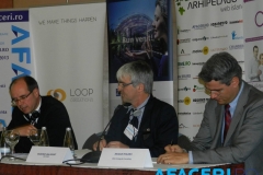 1425393_572868772768350_1702689781_o