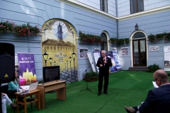 12000941_869773376411220_3491680720787995282_o